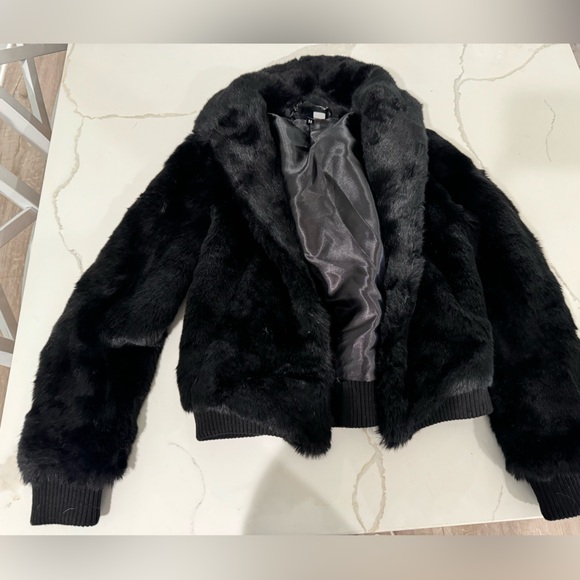 Black faux jacket S - Picture 2 of 3